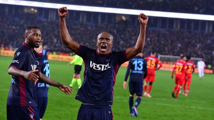 Nwakaeme, Trabzonspor'a veda etti