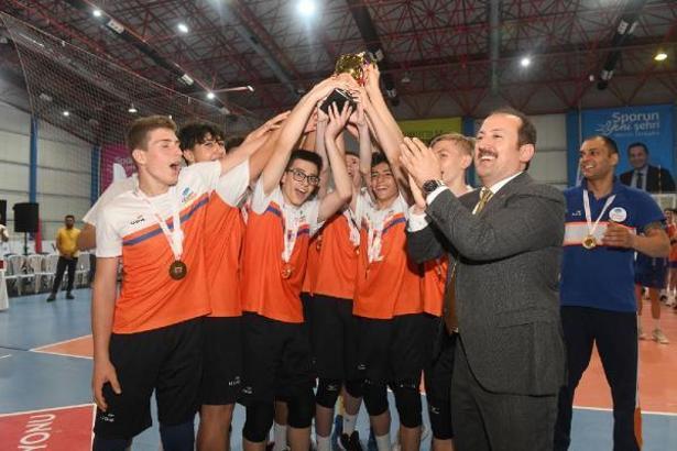 Festival Voleybol altyapılar Türkiye şampiyonası sona erdi
