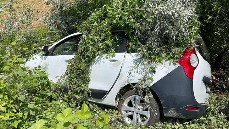 Rehabilitasyon merkezi öğrencilerini taşıyan araç devrildi: 9 yaralı