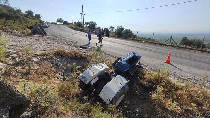 Kontrolden çıkan traktör şarampole devrildi: 1 ölü, 1 yaralı