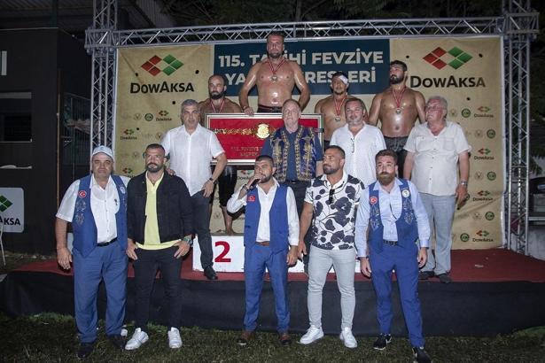 Tarihi Fevziye Güreşleri’nde başpehlivan Hüseyin Gümüşalan oldu