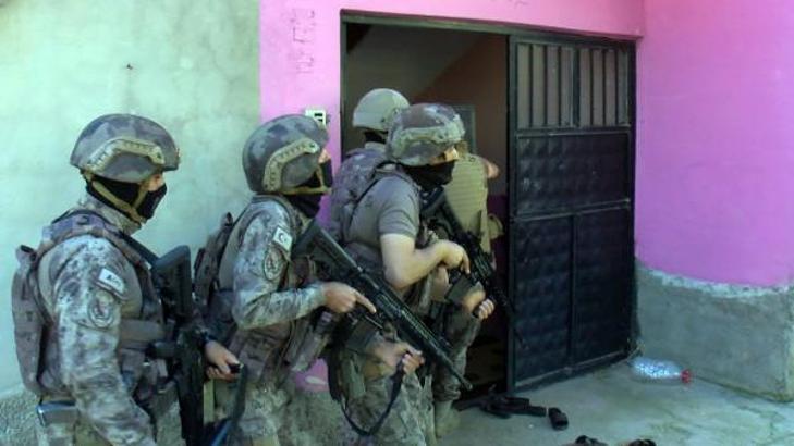 Uyuşturucu şüphelileri metamfetamine 'Metin abi', eroine 'Erol abi' demişler