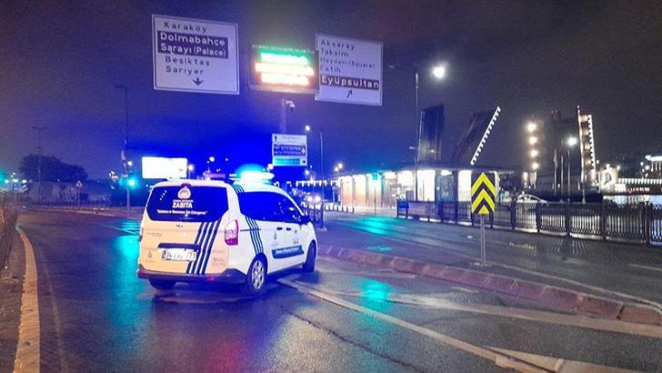 Yeni Galata Köprüsü ile Atatürk Köprüsü araç ve yaya trafiğine kapatıldı