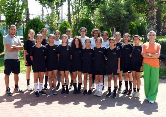 Şampiyonlar Kepezspor'da