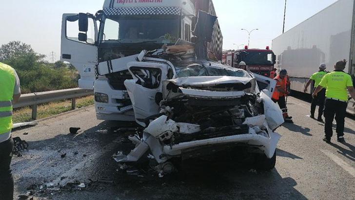 Silivri'de meydana gelen kazada 5 kişi yaralandı