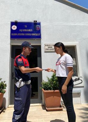 Çalınan cep telefonunu jandarma buldu