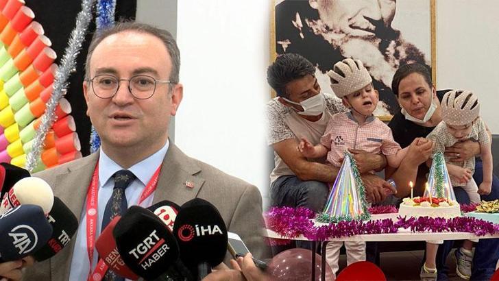 İngiltere'de operasyonla ayrılan siyam ikizlerine 4'üncü yaş günü sürprizi