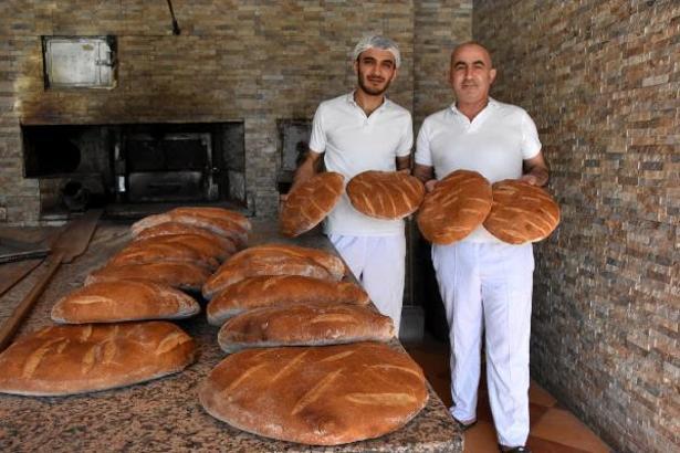 Demre'de ekmek 4 lira oldu