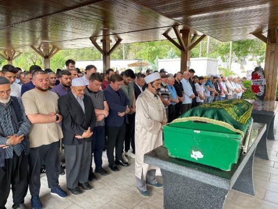 Ordu'da kazada ölen dekan, Aksaray'da toprağa verildi