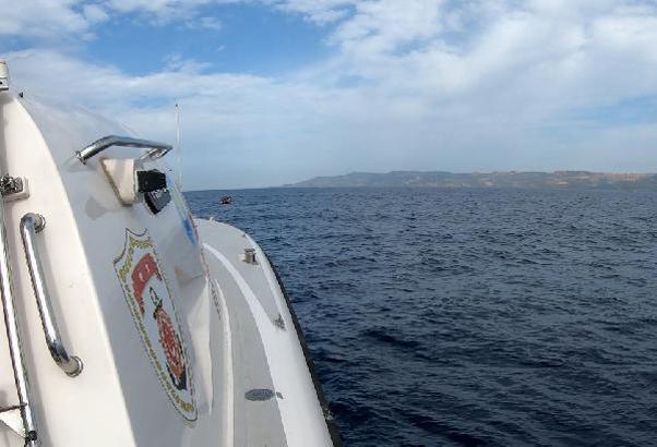 Çanakkale'de 66 kaçak göçmen kurtarıldı
