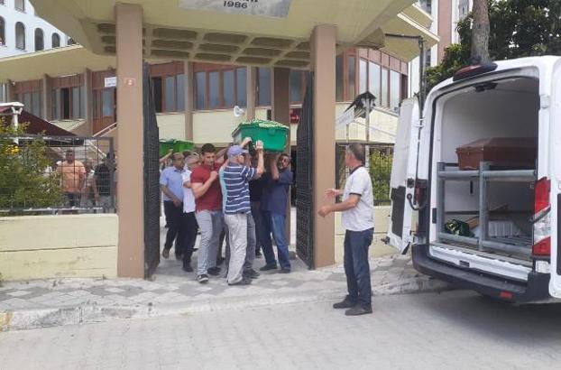 Cinayete kurbanı 2 kardeşin cenazesi 9 ay sonra yeniden toprağa verildi