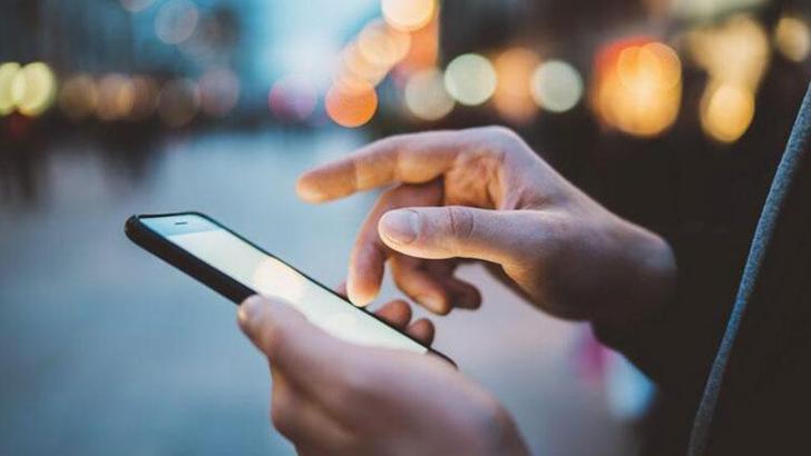 Korku filminde kullanılan numara yüzünden telefonları susmadı, suç duyurusunda bulundu