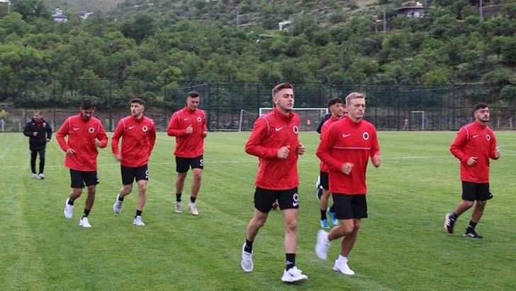 Gençlerbirliği, sezon hazırlıklarını Erciyes'te sürdürüyor