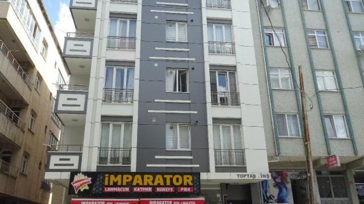 Avcılar'da 24 yaşındaki Dilan evinde ölü bulundu