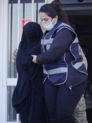 Kocasını kalbinden bıçaklayarak öldüren Arzu'ya ağırlaştırılmış müebbet istemi