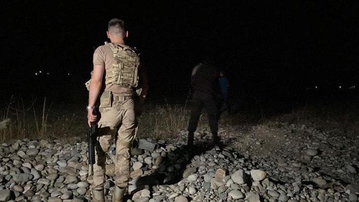 Osmaniye'de geçici barınma merkezinden kaçan 35 göçmen yakalandı