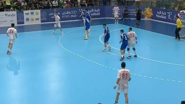 A Milli Erkek Hentbol Takımı, Yunanistan'ı mağlup etti