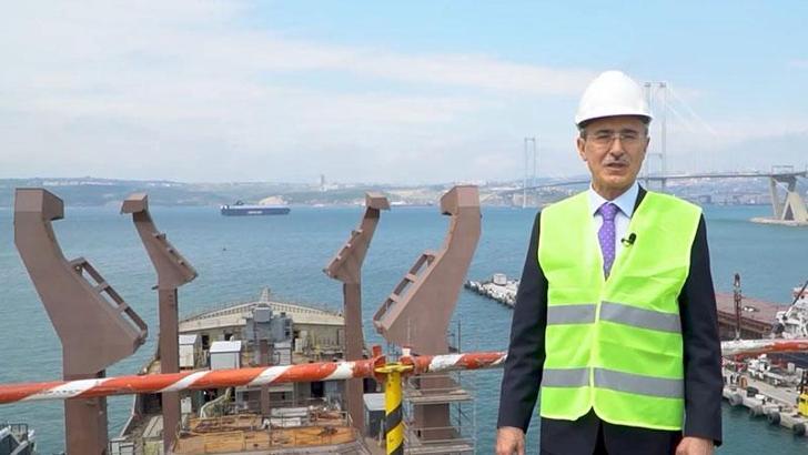 İsmail Demir: Donanmanın 2'nci büyük gemisi Derya'nın 2023'te envantere girmesi için çalışıyoruz