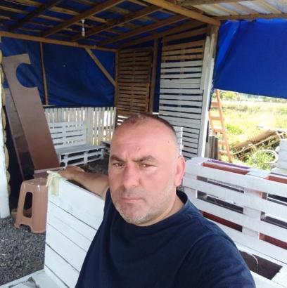 'Gürültü' kavgasında baba ve oğlunu öldürdü
