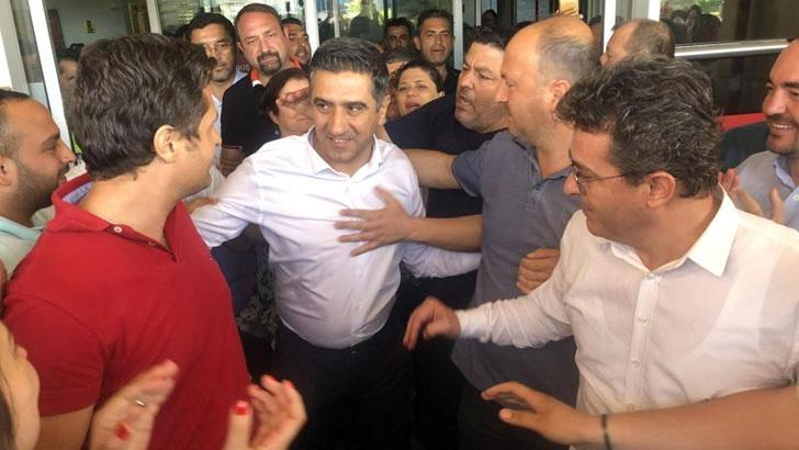 Menderes Belediye Başkanı Kayalar, adli kontrolle serbest