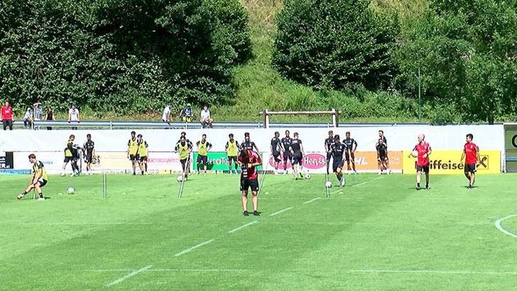 Beşiktaş günün ilk antrenmanını yaptı