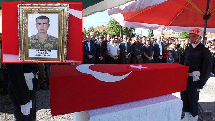 Otobüs kazasında yaşamını yitiren sözleşmeli er toprağa verildi