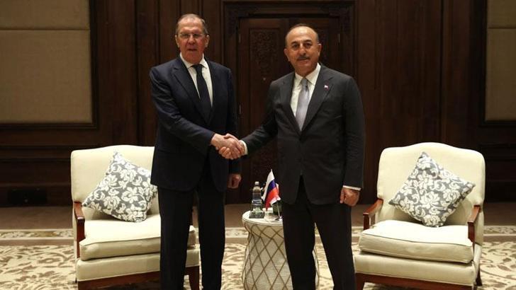 Bakan Çavuşoğlu, Rus mevkidaşı Lavrov ile görüştü