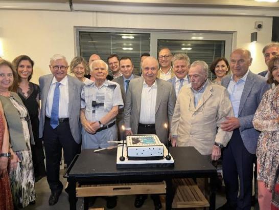 Prof. Dr. M. Gazi Yaşargil Genç Nöroşirurjiyen Teşvik Ödülü, Dr. Pelin Kuzucu’nun oldu