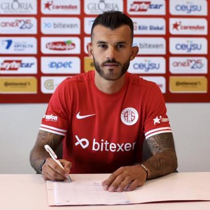 (ÖZEL) Antalyasporlu Güray Vural: Nuri Şahin'e herkesin inancı tamdı ve bu da başarıyı getirdi