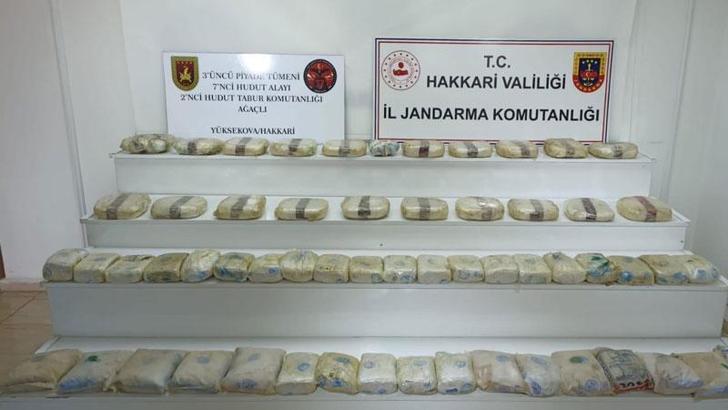 Sınır birliklerinden kaçtı, katırında 69 kilo uyuşturucu bulundu