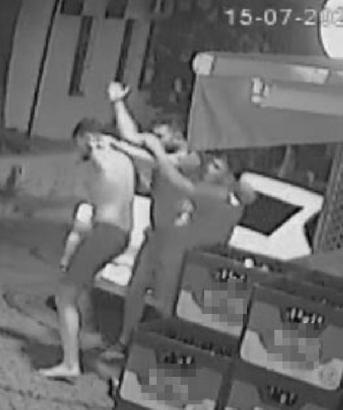 Büfe işletmecisini öldürüp, kayınbiraderini de yaralayan 3 şüpheli tutuklandı (2)