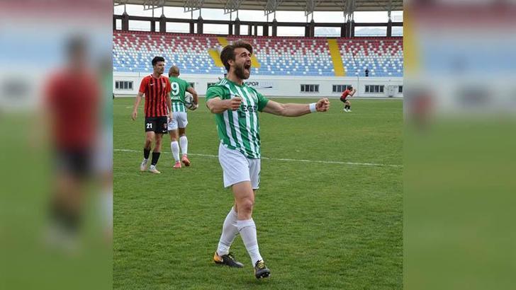 Efeler'de Furkan da devam