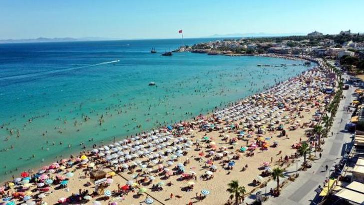 Didim'de bayram tatilinde nüfus 1 milyona yaklaştı