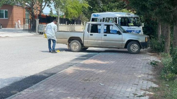 Damadını bıçakla yaraladı