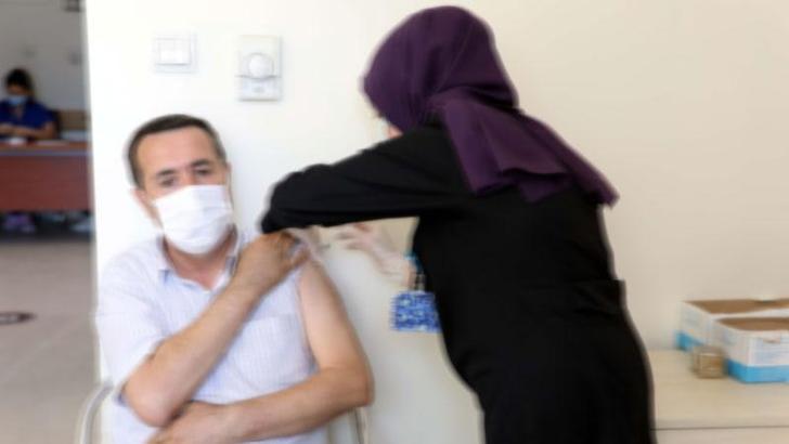 Gaziantep'te, hem pozitif vaka hem de aşılama sayısı arttı