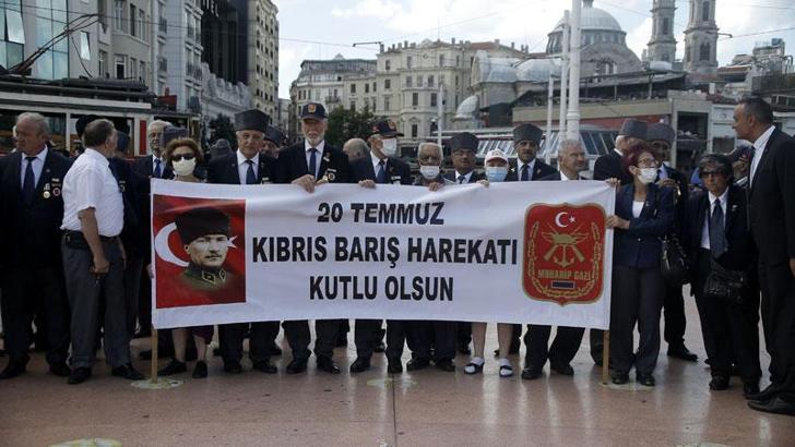 Taksim’de 20 Temmuz Barış ve Özgürlük Bayramı’nın 48’inci yılı kutlandı
