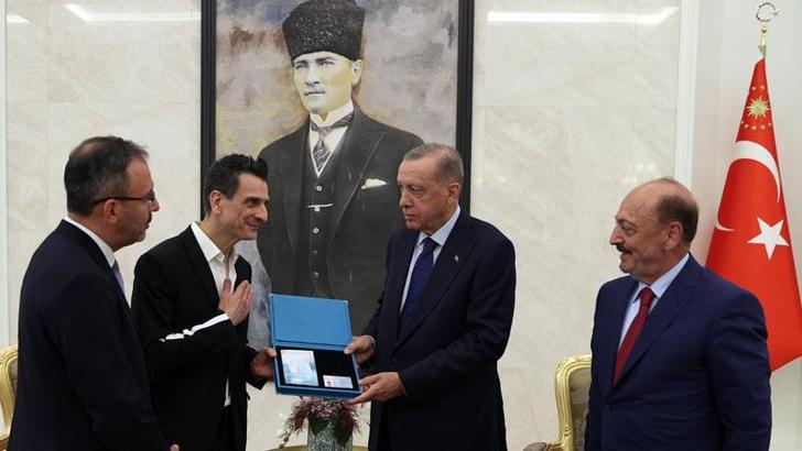 Cumhurbaşkanı Erdoğan'dan, Guidetti'ye 'Turkuaz kart'