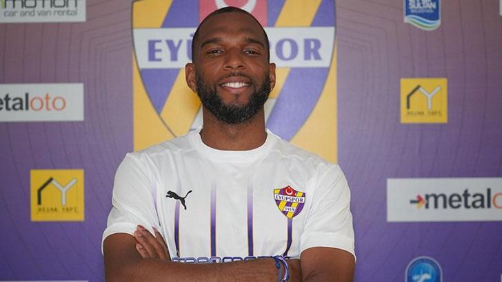 Eyüpspor, Ryan Babel ile sözleşme imzaladı
