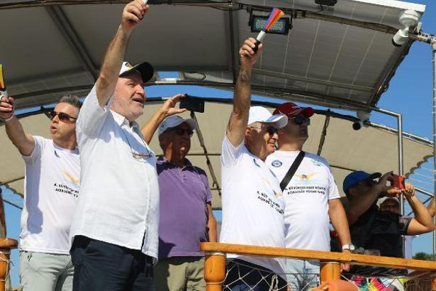 Büyükçekmece Körfezi Açık Deniz Yüzme Yarışı’nın 4’üncüsü bugün gerçekleşti