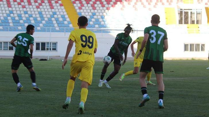 Denizlispor, Metalist Kharkiv ile golsüz berabere kaldı