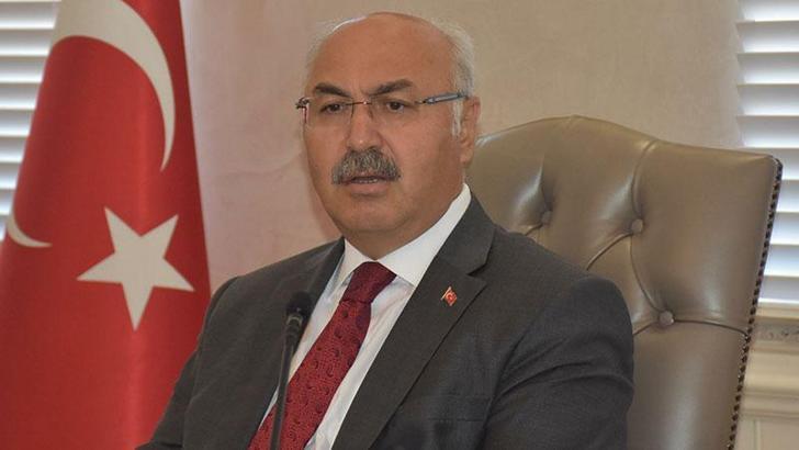 İzmir Valisi Köşger: Koronavirüs nedeniyle herhangi bir yasaklama düşünmüyoruz