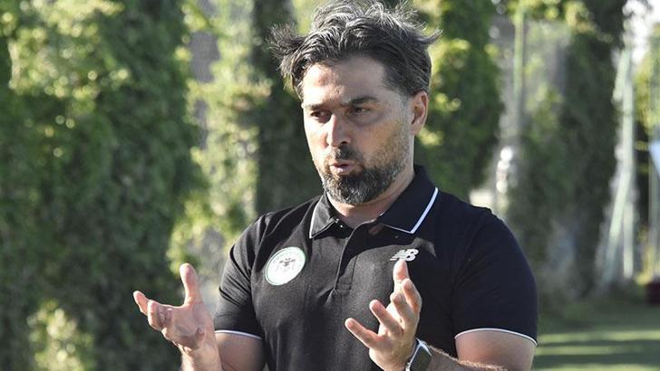 Konyaspor Teknik Direktörü Palut: Sahadan bir üst tura çıkarak ayrılmak istiyoruz