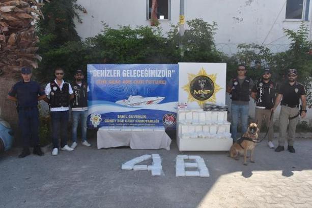 Yatla kaçmaya çalışan uyuşturucu şüphelileri: Gaz kolu takılı kaldı, duramadık