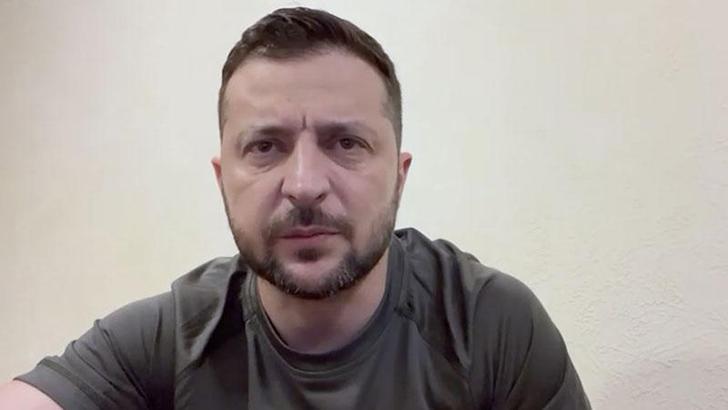 Zelenski: Rusya, terör devleti olarak tanınmalı