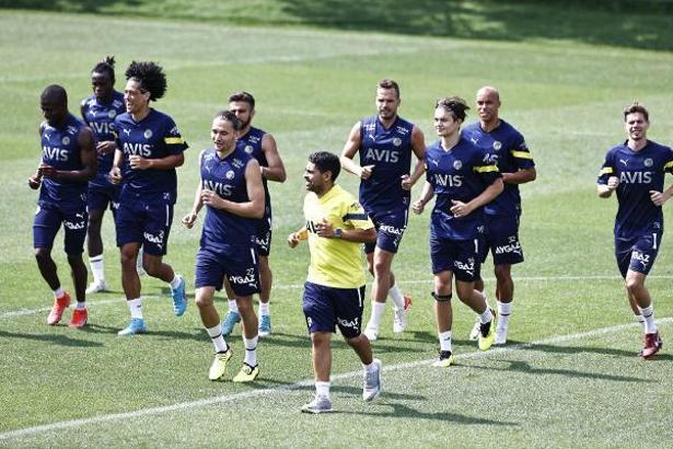 Fenerbahçe'de Slovacko hazırlıkları sürüyor