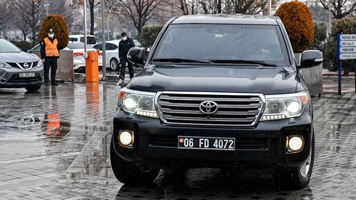 Melih Gökçek'in belediyeye iade ettiği zırhlı cip satıldı