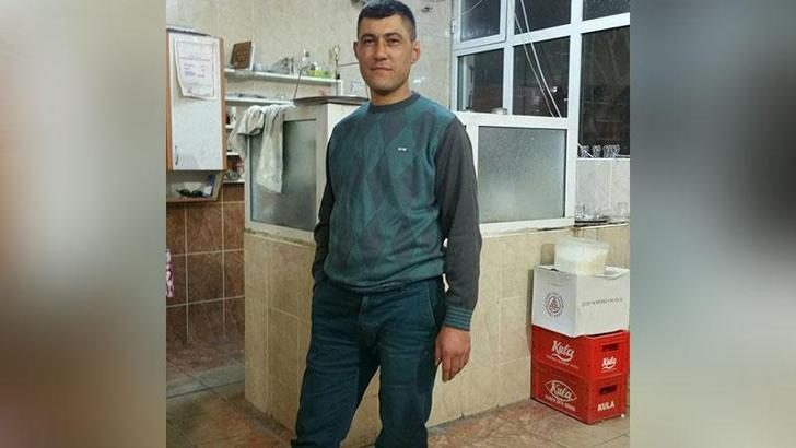 Bıçaklanan kahveci ağır yaralandı