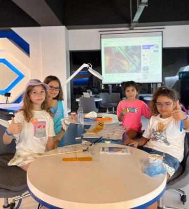Çocuklar için Tematik Bilim Kampı