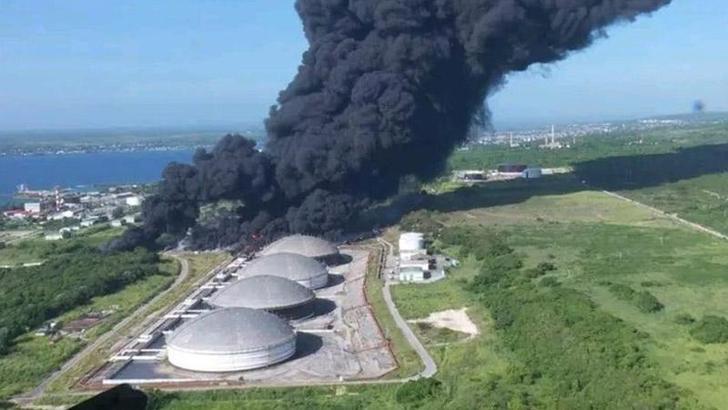 Küba’da petrol tesisinde yangın