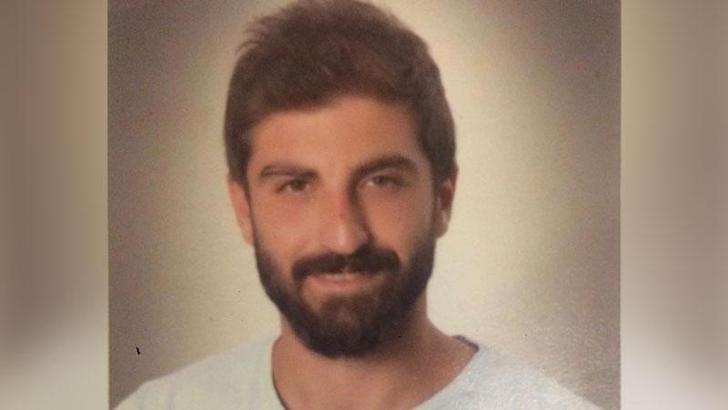 Otoyoldan yolun karşısına geçmek isterken canından oldu